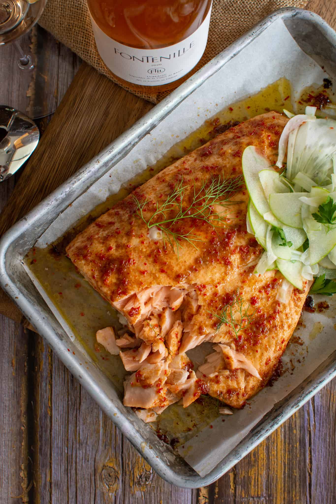 Salmon panggang dengan saus maple & cabai