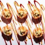 Fusia menyajikan gulungan sushi merah muda untuk mendukung Bulan Kesadaran Kanker Payudara